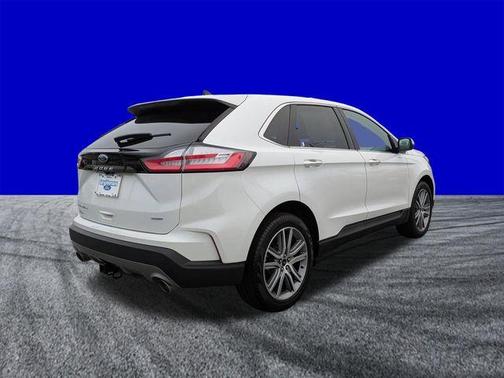 Star White 2023 Ford Edge Titanium