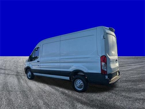 2025 Ford Transit-350 148 WB Medium Roof Cargo