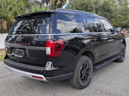 2024 Ford Expedition Timberline
