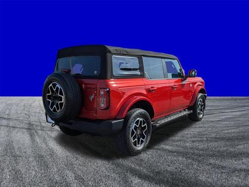 Chili Pepper Red 2022 Ford Bronco Outer Banks