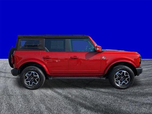 Chili Pepper Red 2022 Ford Bronco Outer Banks
