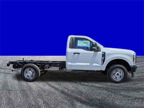 2025 Ford F-350 XL