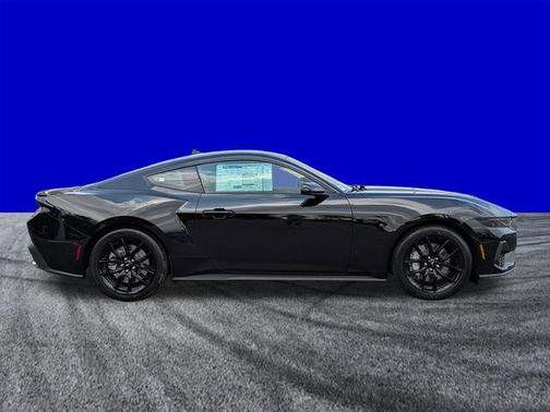 Shadow 2026 Ford Mustang GT