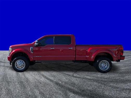Rapid Red Metallic Tinted Clearcoat 2022 Ford F-450 Platinum