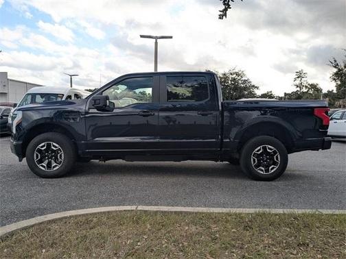 2022 Ford F-150 Lightning Pro