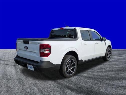 Oxford White 2026 Ford Maverick Lariat