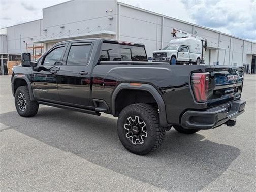 2024 GMC Sierra 2500 AT4X