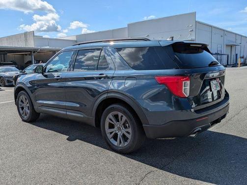 Stone Blue Metallic 2022 Ford Explorer XLT