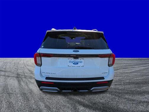White Metallic 2026 Ford Explorer Platinum