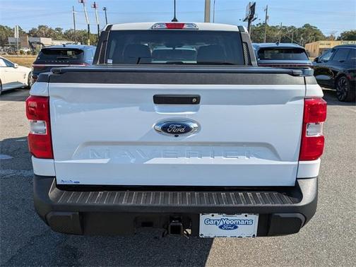 2024 Ford Maverick XL