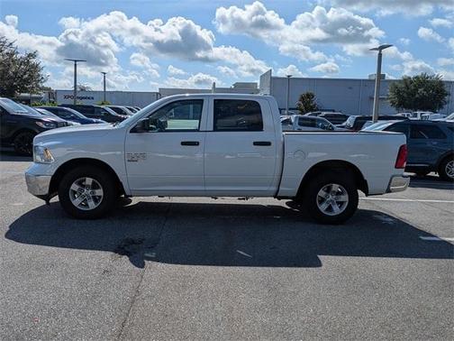 2022 RAM 1500 Classic SLT