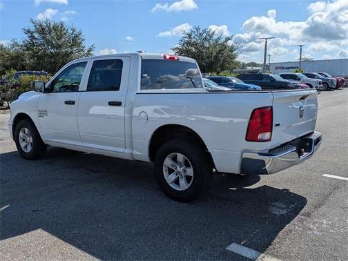 2022 RAM 1500 Classic SLT