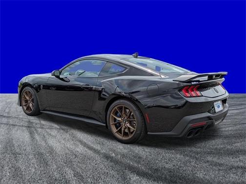 2025 Ford Mustang Dark Horse