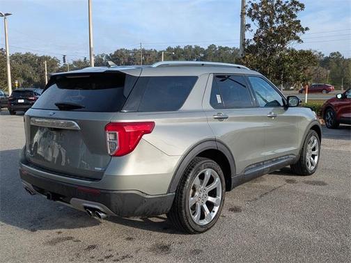 2020 Ford Explorer Platinum