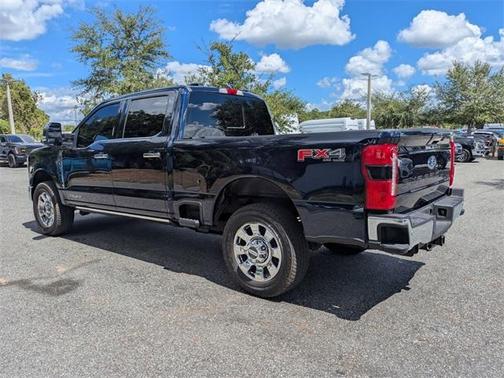 2024 Ford F-350 Lariat Super Duty