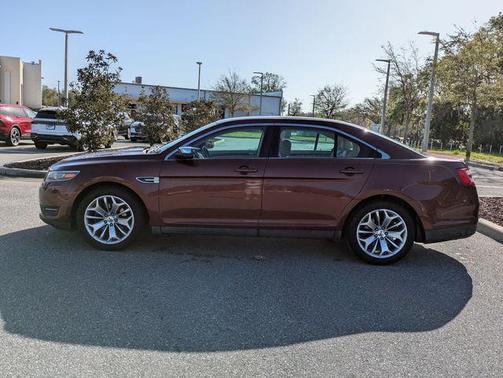2015 Ford Taurus Limited