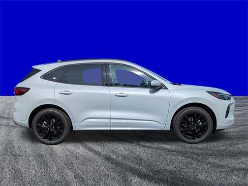 2026 Ford Escape ST-Line Elite