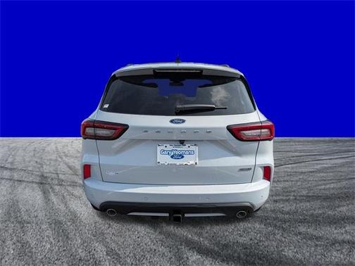 2026 Ford Escape ST-Line Elite