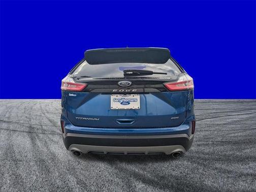 Blue Metallic 2022 Ford Edge Titanium