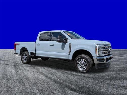 Glacier Gray Metallic 2026 Ford F-350 Lariat Super Duty