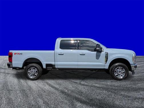 Glacier Gray Metallic 2026 Ford F-350 Lariat Super Duty