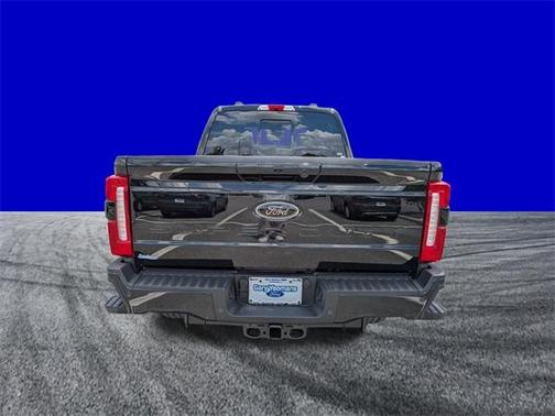 2025 Ford F-350 Lariat Super Duty