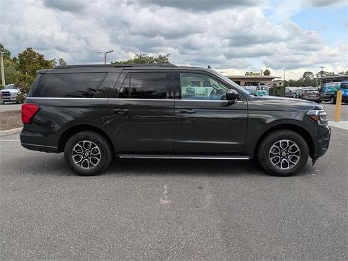 2023 Ford Expedition Max XLT