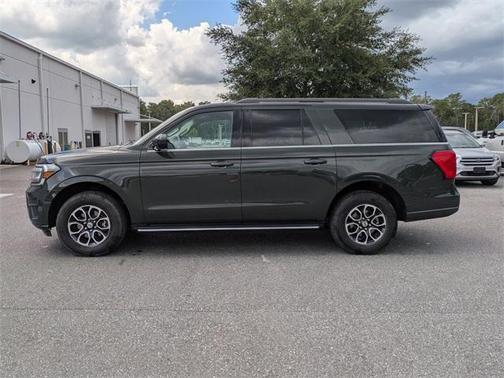2023 Ford Expedition Max XLT