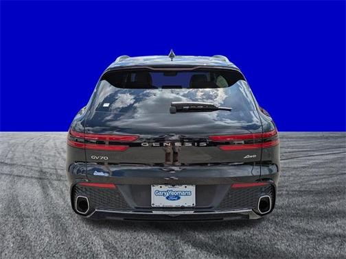 2025 Genesis GV70 2.5T