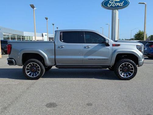 Sterling 2024 GMC Sierra 1500 AT4