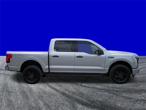2025 Ford F-150 Lightning XLT