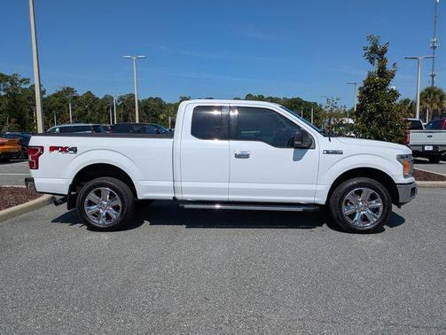 Oxford White 2019 Ford F-150 XLT