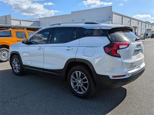 2022 GMC Terrain SLT