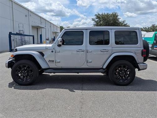 2021 Jeep Wrangler Unlimited Sahara Altitude