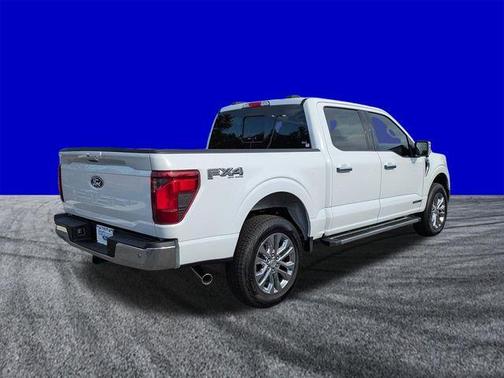 Oxford White 2026 Ford F-150 XLT