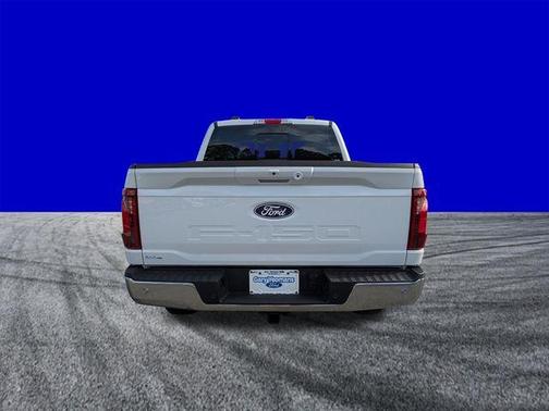 Oxford White 2026 Ford F-150 XLT