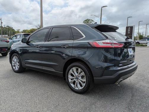 Blue Metallic 2022 Ford Edge Titanium