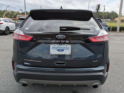 Blue Metallic 2022 Ford Edge Titanium