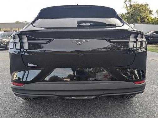 2022 Ford Mustang Mach-E Select
