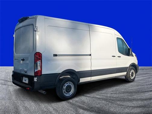 2025 Ford Transit-250 148 WB Medium Roof Cargo