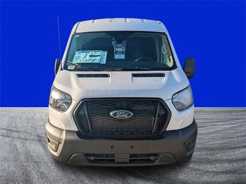 2025 Ford Transit-250 148 WB Medium Roof Cargo