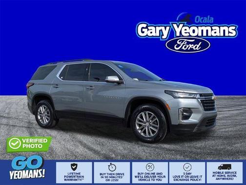 Sterling Gray Metallic 2023 Chevrolet Traverse LT Leather