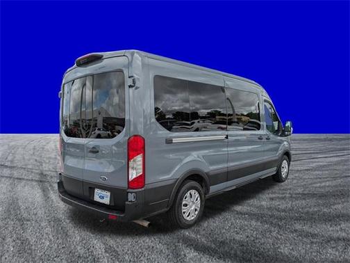 2022 Ford Transit-350 XLT