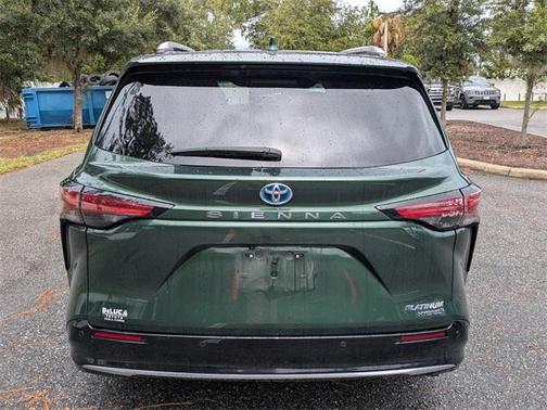 2024 Toyota Sienna Platinum 7 Passenger