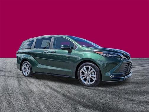 2024 Toyota Sienna Platinum 7 Passenger