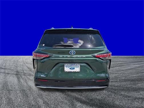 2024 Toyota Sienna Platinum 7 Passenger