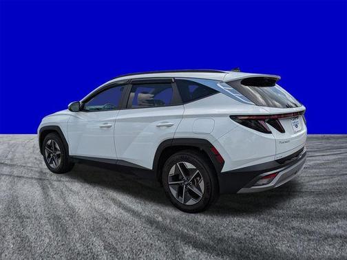 Serenity White Pearl 2025 Hyundai TUCSON SEL Convenience