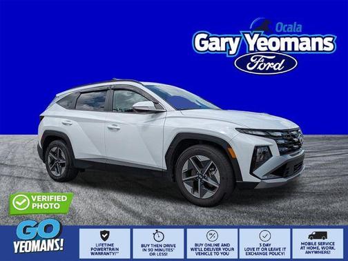 Serenity White Pearl 2025 Hyundai TUCSON SEL Convenience