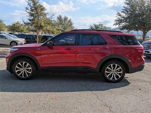 2022 Ford Explorer ST-Line