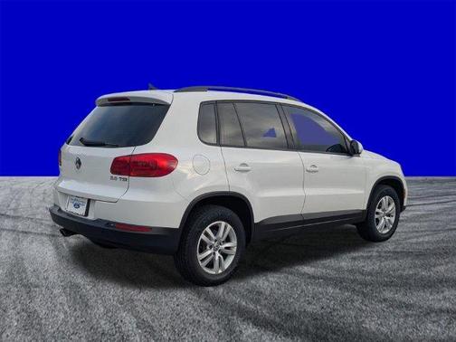 Pure White 2017 Volkswagen Tiguan 2.0T S